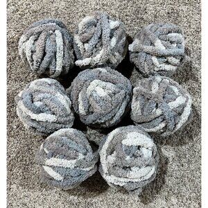 Gray Multi Color Blanket Yarn  ~  131 Yds ~ Blanket Yarn